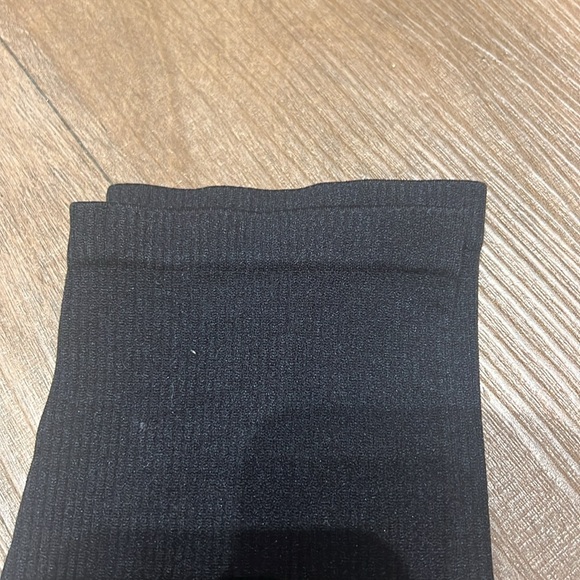 Fabletics High Waist Seamless Ribbed Black Leggings - Picture 12 of 13